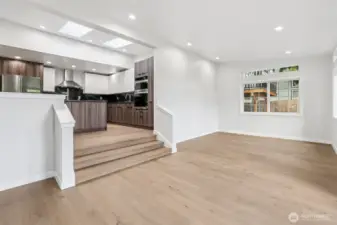 Dining & Kitchen