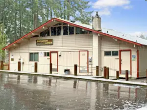 Walking distance to Park, community center, and pool