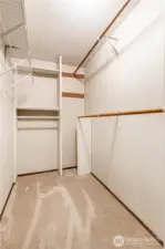 Walk-in closet