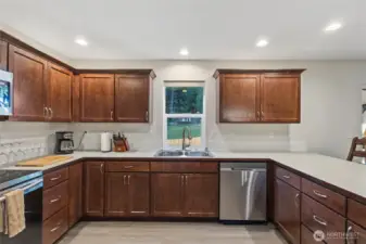Look at all of these cabinets!