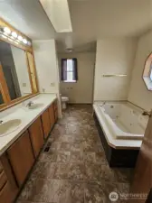 Primary bath