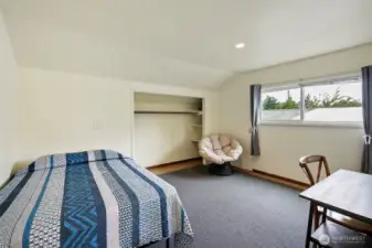 upstairs bedroom 2