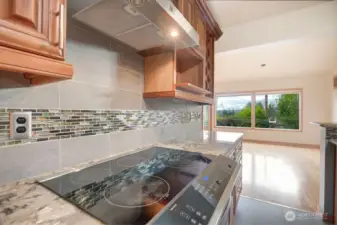 Cooktop with gas access