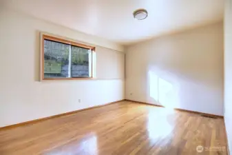 Primary Bed/main level