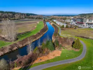 The Sammamish River winds through Woodinville, connecting wineries, parks, and scenic trails.