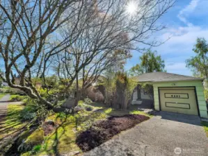 4331 NE 57th Street.