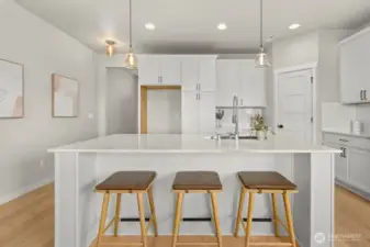 Photographs are for illustrative purposes only. Features, finishes, interior/exterior colors, landscaping and floorplan shown may vary from actual homes built.