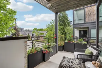 Enjoy summer evenings on your covered deck