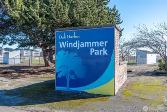 Windjammer Park is just down the road.