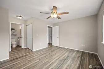 Ceiling fan in bedroom #2.