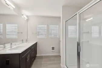 Photos are for representation only.  Features, colors, and selections may differ from photograph. See site agent for details.