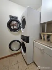 Stacker Washer/Dryer stays