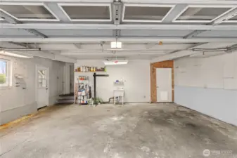 More garage with utility sink