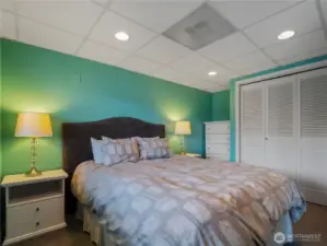 Downstairs bedroom #1