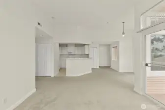 Freshly painted 10ft ceilings