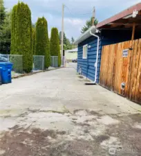 TONS of off street parking that’s all yours!