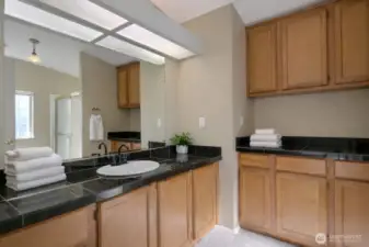 Primary bath offers space and storage!