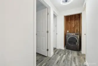 Combo W/D in-unit Laundry