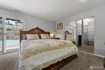 Primary en-suite with walk out to the backyard