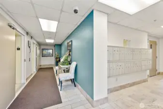 Lobby to Elevators/Mail Slots