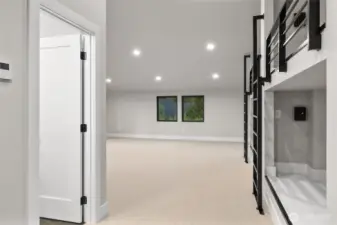 Oversized bonus room with bunk beds