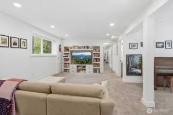 Nice carpet soft on the feet