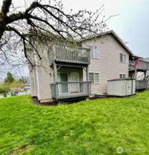 Back of 4 plex