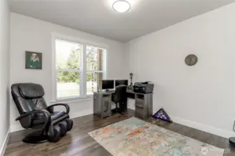 Bedroom 3 (currently office)