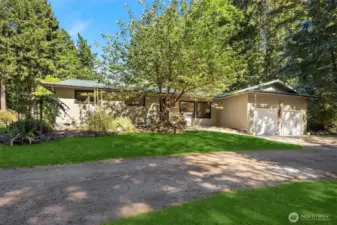 Classic Rambler 3 bed 2 bath on almost one acre