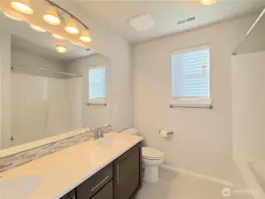 Upper Floor Guest Bathroom
