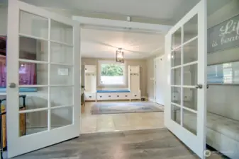 Tile entrance/elegant mud room