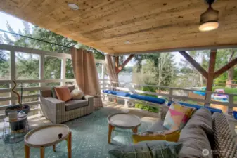 Large deck with amazing lake view