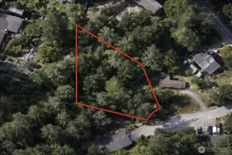 Overhead view with approximate boundaries in red.