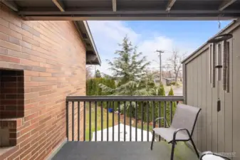 Balcony off dining area