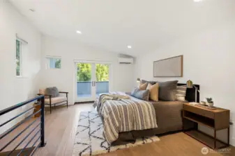 Lofted Top floor ensuite room
