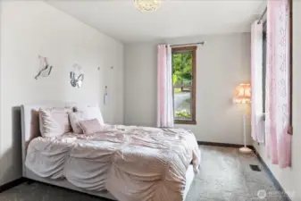 Mini master suite with walk in closet and Jack and Jill bath.