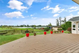 Large deck for outdoor entertaining