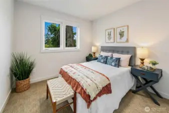 Middle 2nd floor bedroom