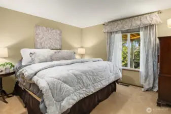 The 2nd bedroom downstairs.