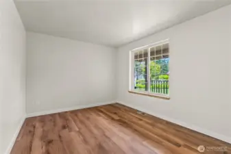 Guest bedroom 1