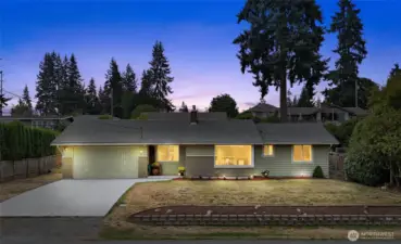 Welcome to Eastview Hills of Everetts' Eastmont Neighborhood!