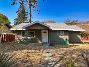 608 Aspen St, Coulee Dam