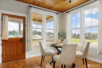Dining room has views out to Penn Cove.
