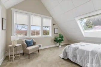 Back bedroom is very spacious and light!