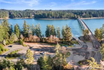 Public boat launch right before the bridge to Harstine Island