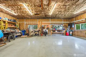 Plus a stove to keep you warm on these chilly PNW days.