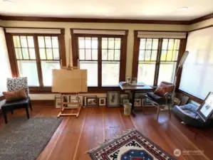 Sunroom or possibly 4th Bedroom