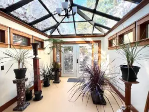 Lower level Dining room solarium