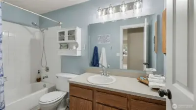 Main bathroom