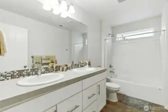 Main bath upstairs